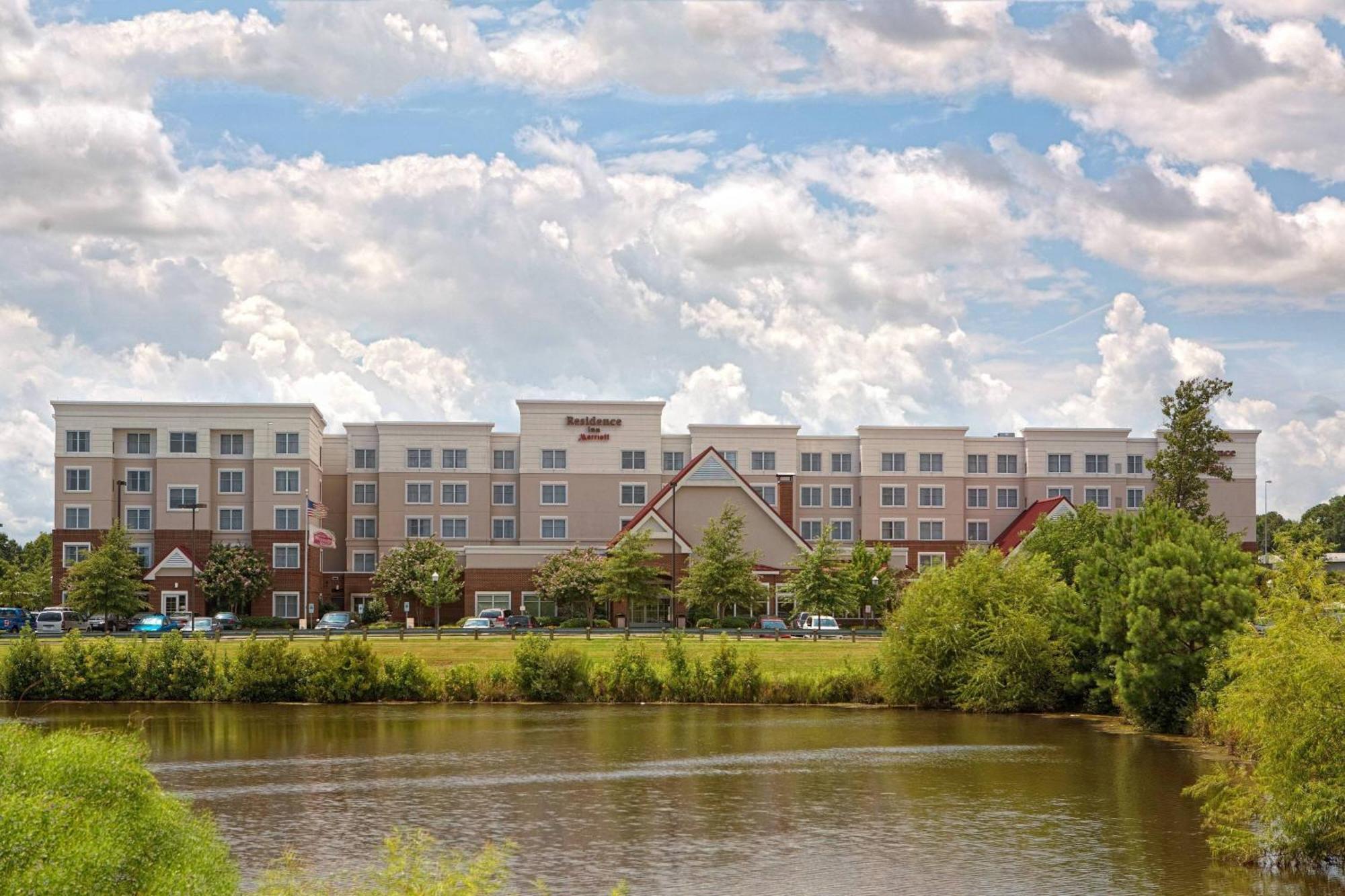 Residence Inn By Marriott Chesapeake Greenbrier Exterior foto